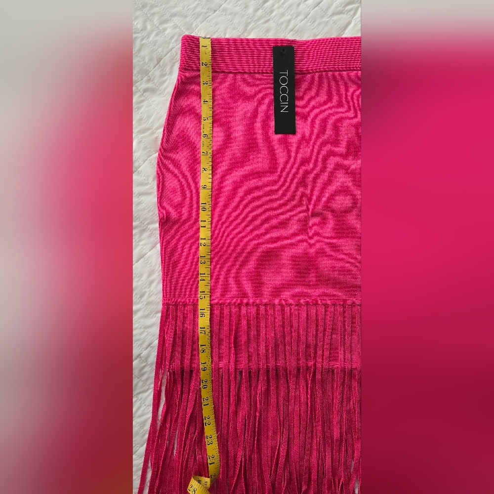 NWT!! Toccin Women’s Pink Fringe Knit Skirt Set - Picture 12 of 15